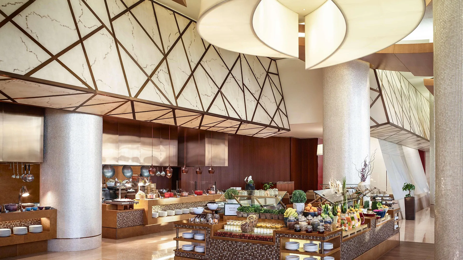 Swissotel Al Ghurair Dubai - Deira & Creek Hotel
